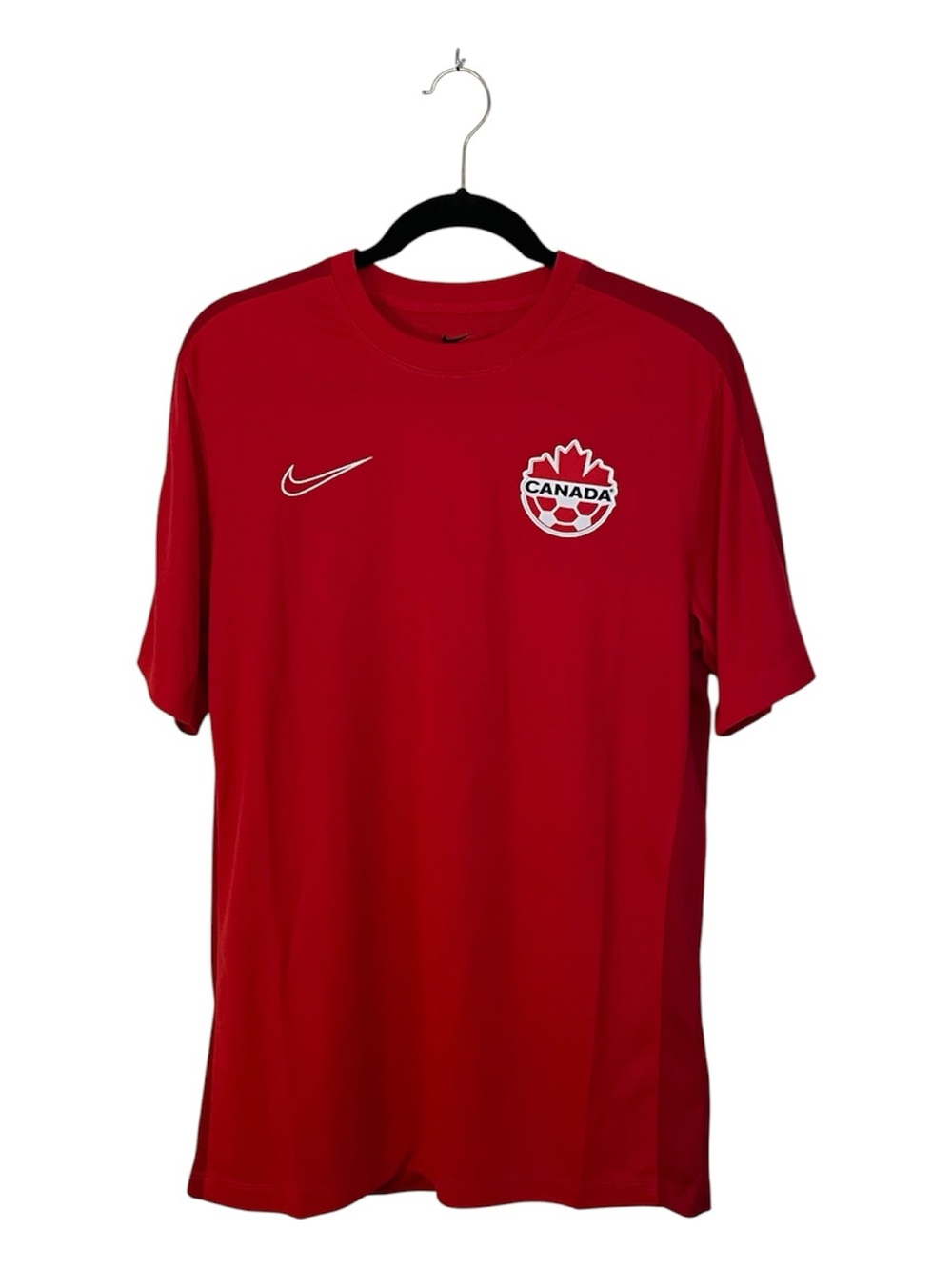 Nike NWT Canada Soccer Training top Red Large